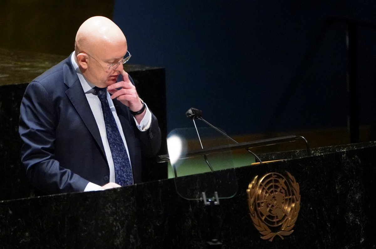 Rusya’nın BM Daimi Temsilcisi Nebenzya: ABD, 12 Rus diplomatı sınır dışı etti