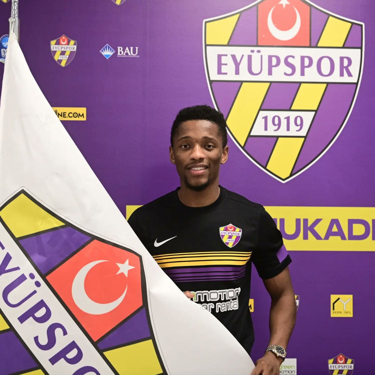 Sekidika, Eyüpspor'a kiralandı