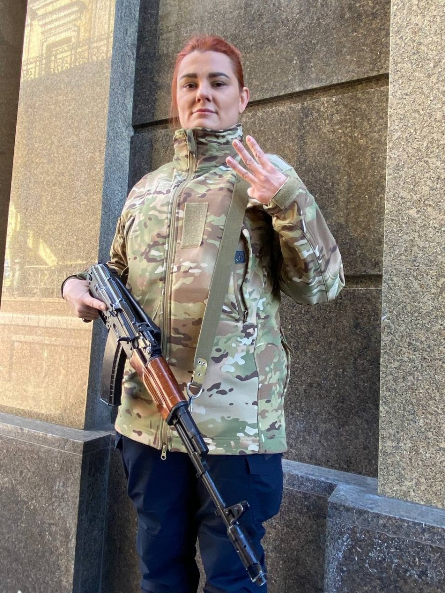 Silahlanan Ukraynalı milletvekilinden SİHA’lara övgü