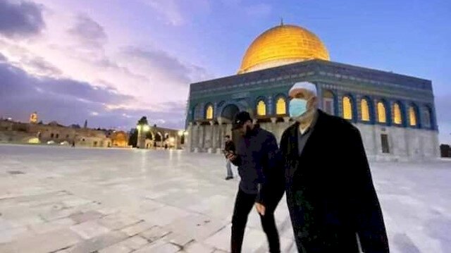 Kudüs Muhafızı Şeyh Raid Salah 15 yıllık yasağın ardından Mescid-i Aksa'ya kavuştu
