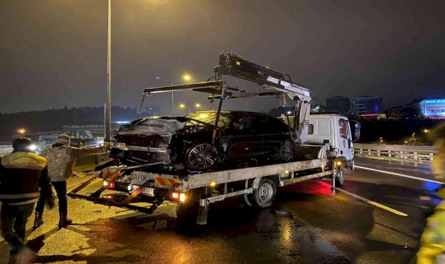 Maltepe'de aynı noktada 2 ayrı kaza: 1 yaralı