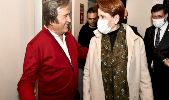 Meral Akşener Erol Evgin'in konserine katıldı