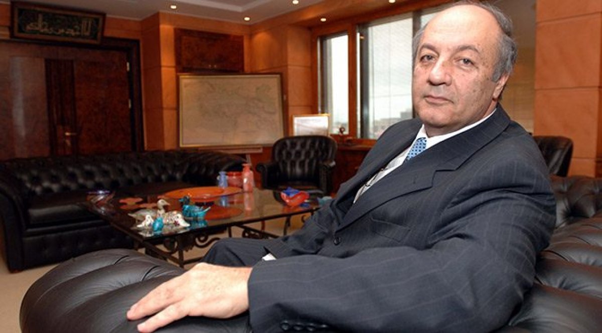 Tuncay Özilhan'ın evinin önünde eylem yapan Migros işçileri gözaltına alındı