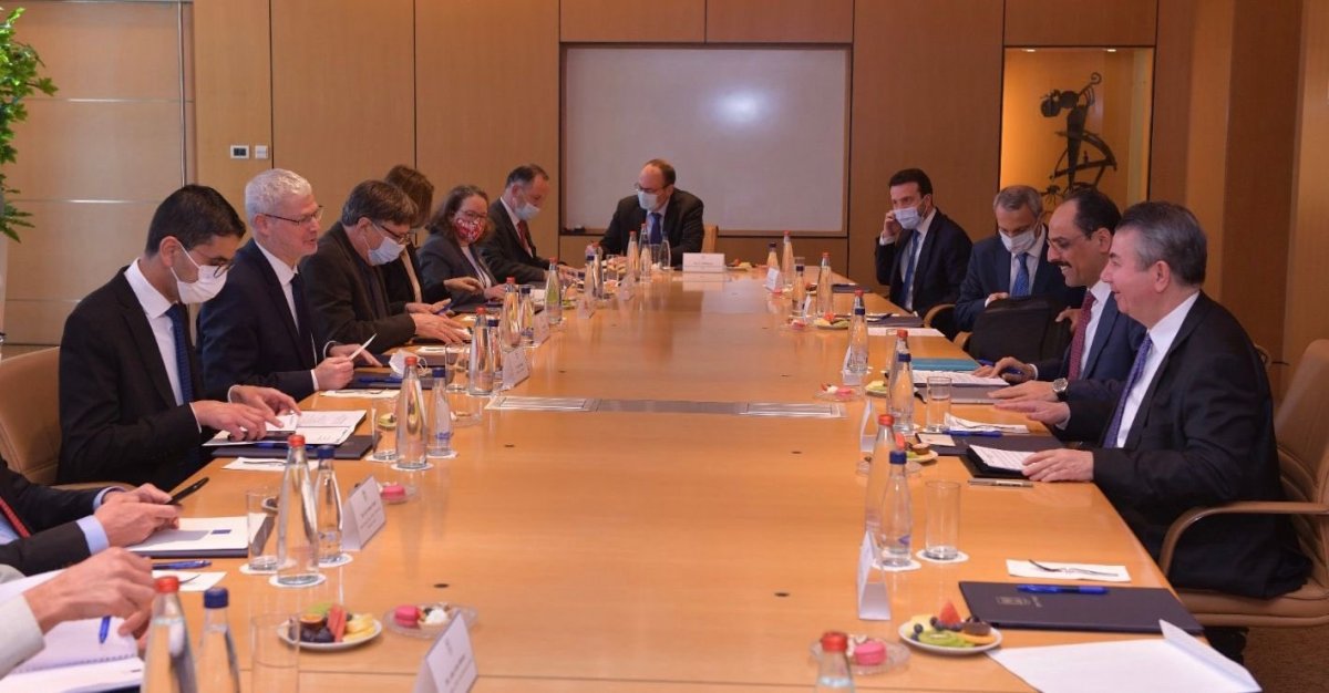 Türk ve İsrailli yetkililer bir araya geldi