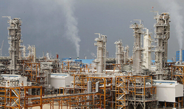 Ukrayna krizinin tırmanması petrol, enerji ve altın fiyatlarını yükselti