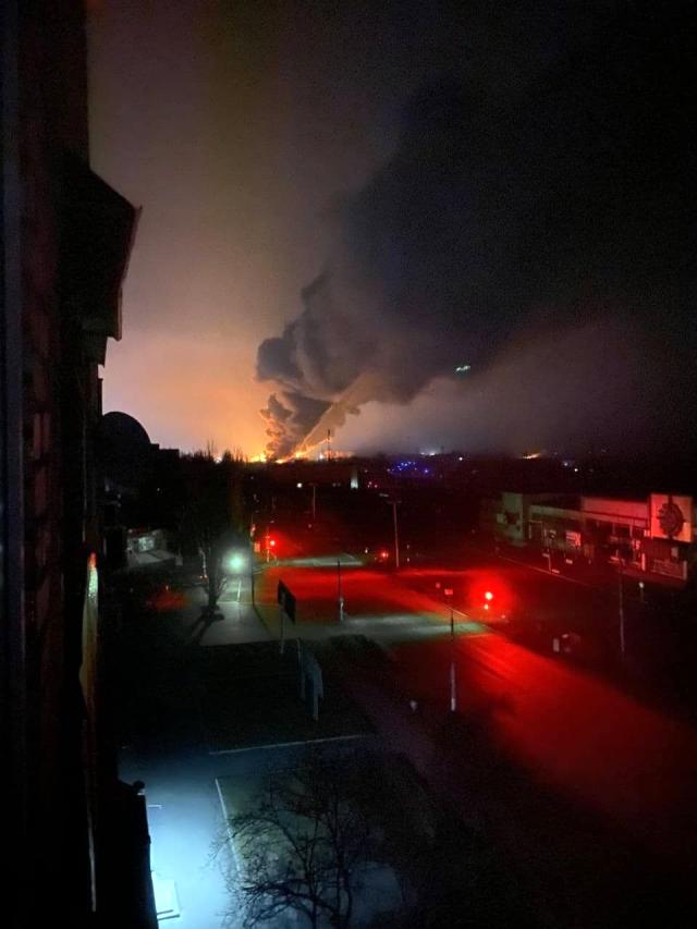 Çatışmalar Yoğunlaştı. Başkent Kiev'de, Rus ve Ukrayna askerleri çatışmaya devam ediyor