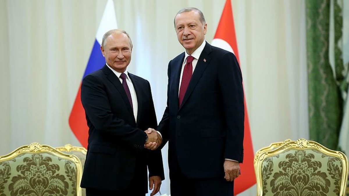 Vladimir Putin, Cumhurbaşkanı Erdoğan ve eşine geçmiş olsun mesajı gönderdi