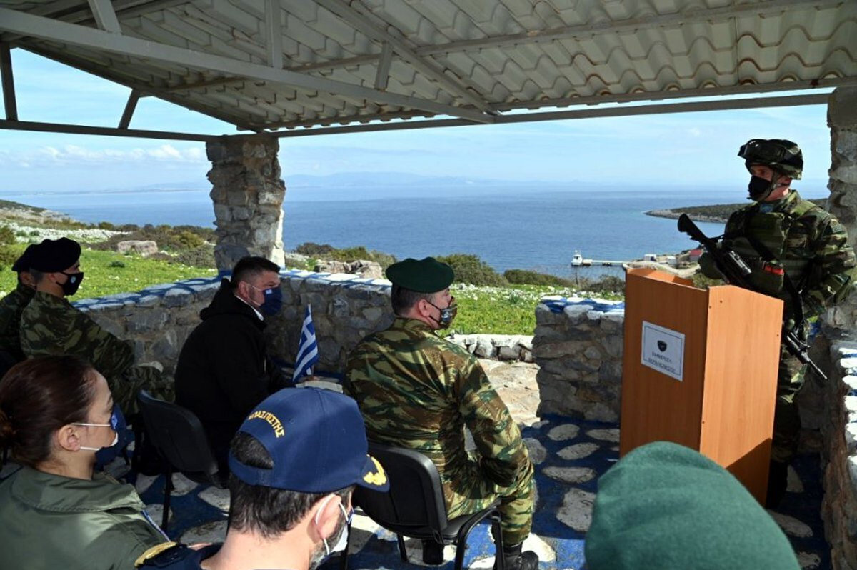 Yunan Bakan Yardımcısı'ndan Ege'de Tansiyonu Yükseltecek Ziyaretler