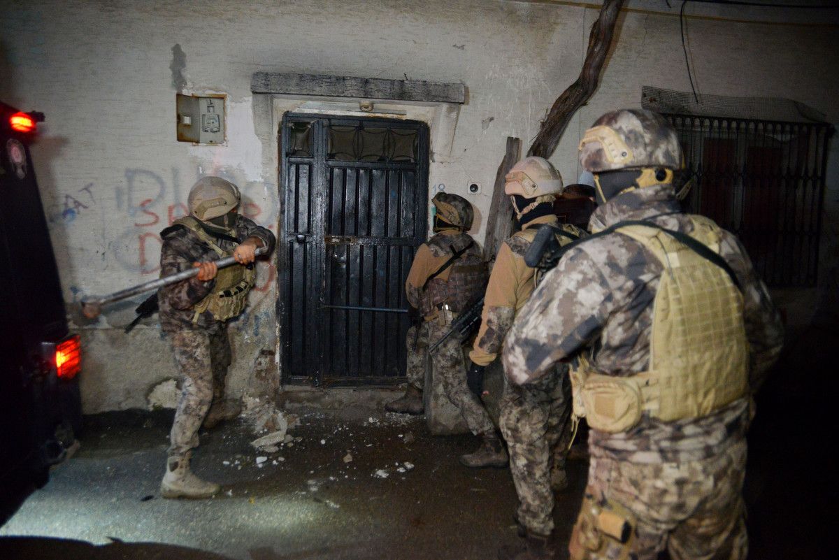 Adana'da DEAŞ'ın sözde 5 sorumlusundan 1'i yakalandı