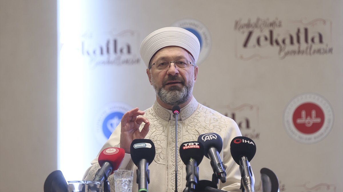 Ali Erbaş: Ukrayna&#039;daki zulmün karşısındayız