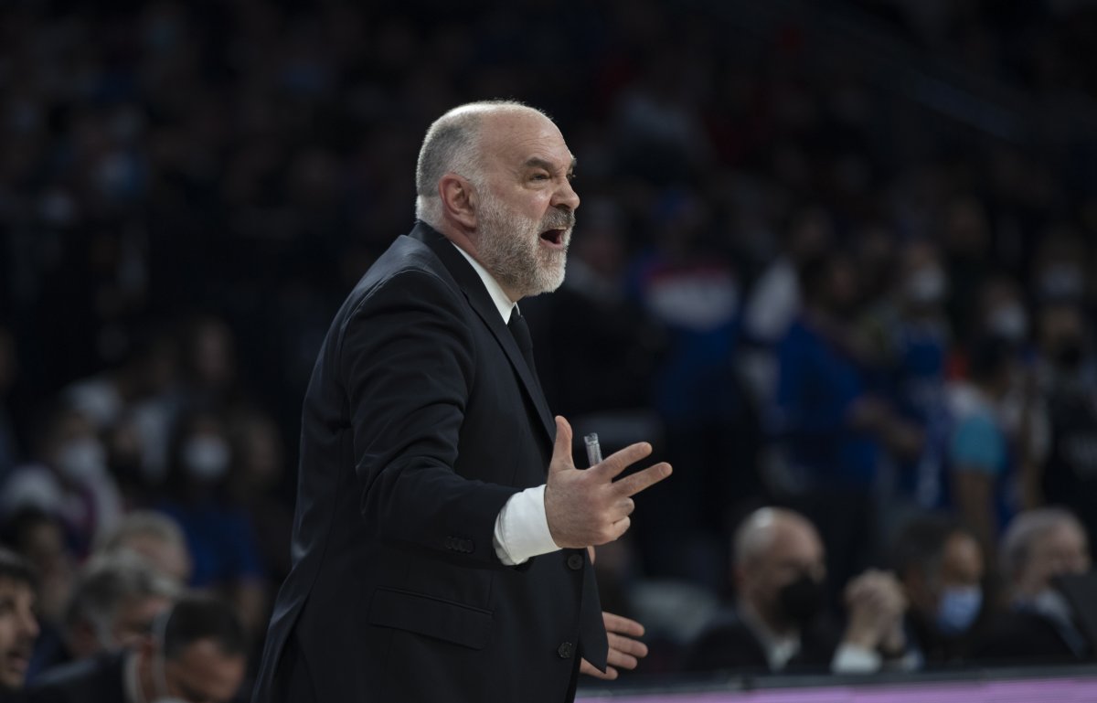 Anadolu Efes Euroleague'de, Real Madrid'i mağlup etti