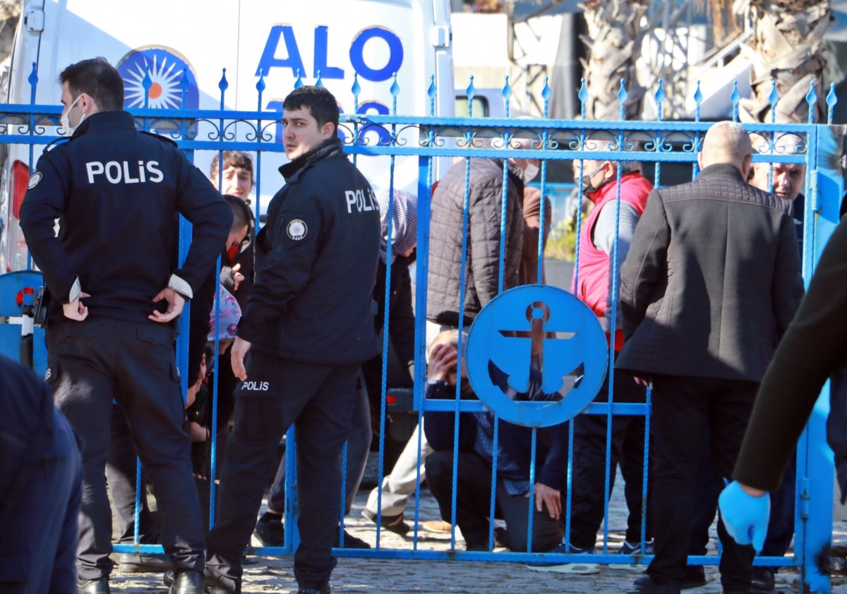 Antalya'da oğlunu kaybeden annenin feryadı: Beni yaktın oğlum