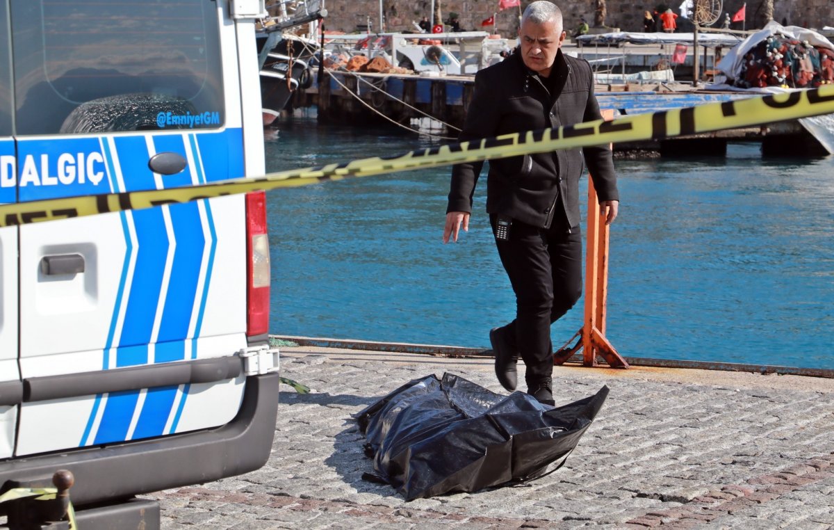 Antalya'da oğlunu kaybeden annenin feryadı: Beni yaktın oğlum