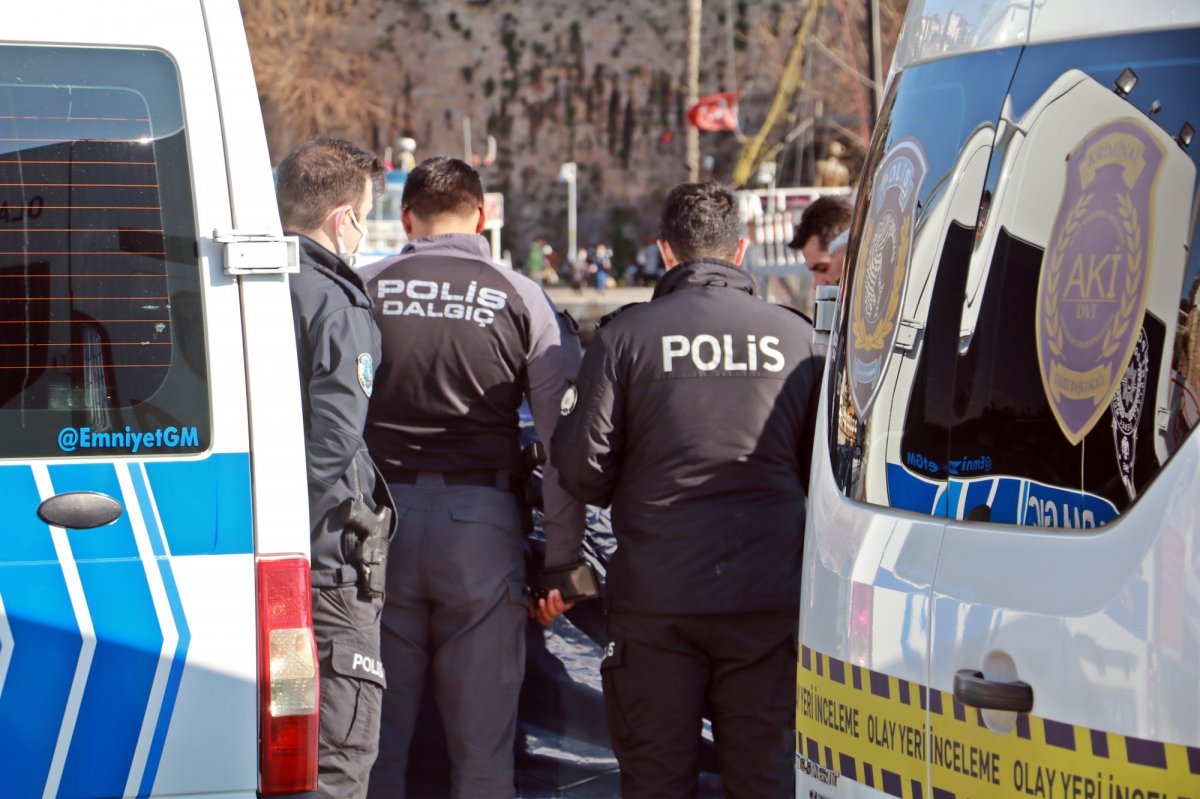 Antalya'da oğlunu kaybeden annenin feryadı: Beni yaktın oğlum