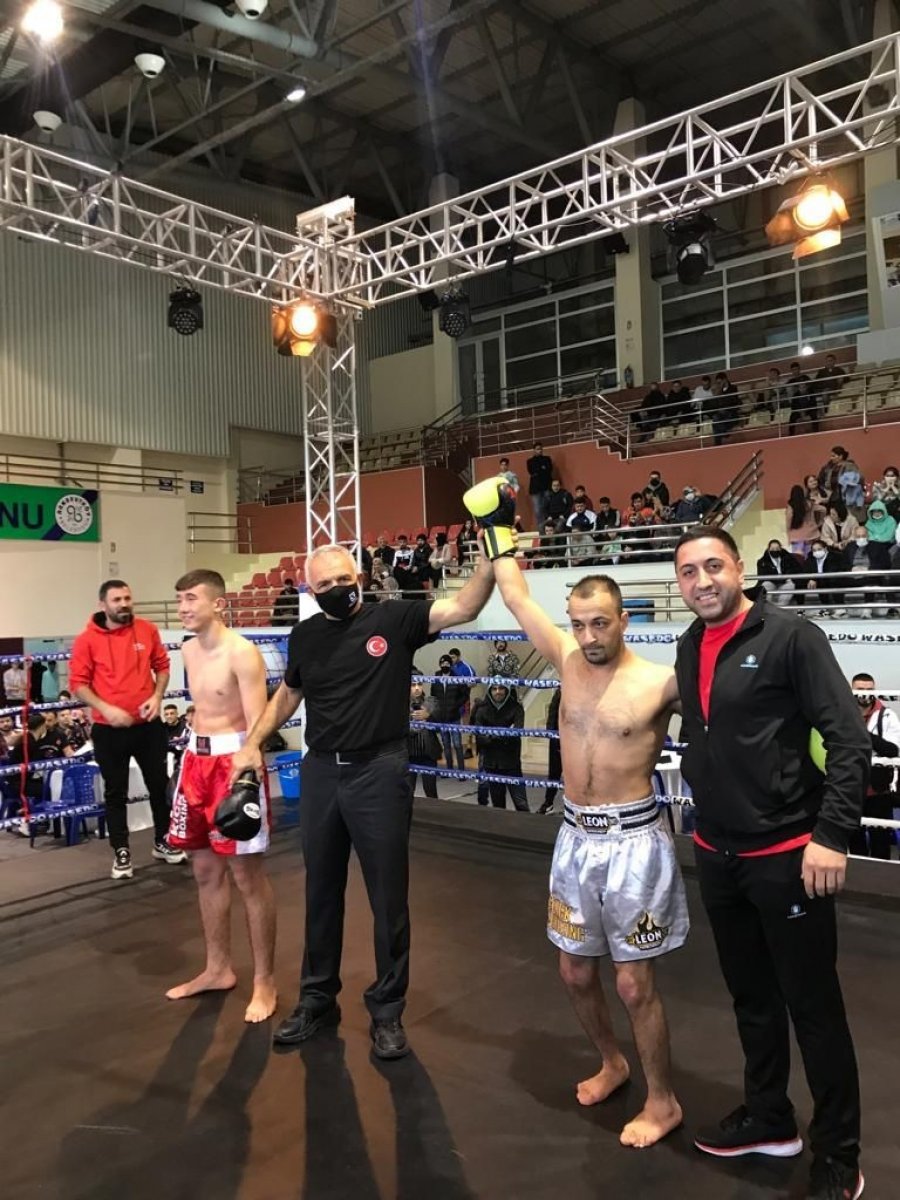 Arnavutköy'de yürüme engelli adamın hayatı sporla değişti