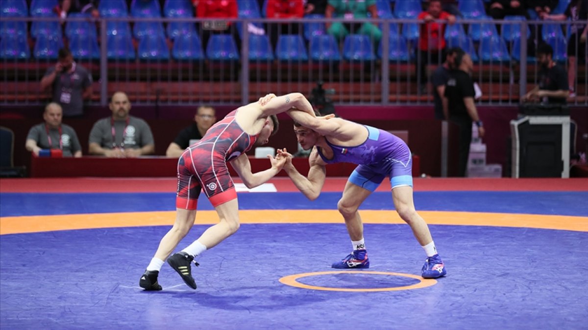 Avrupa Güreş Şampiyonası&#039;nda 3 sporcumuz finalde