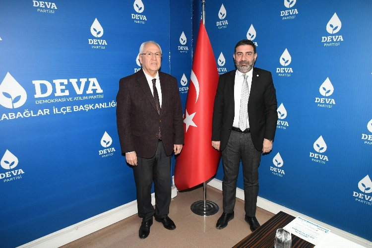 Başkan Selvitopu&#039;dan Saadet ve DEVA partilerine ziyaret
