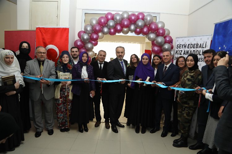 Bursa kütüphanelerle donatılıyor