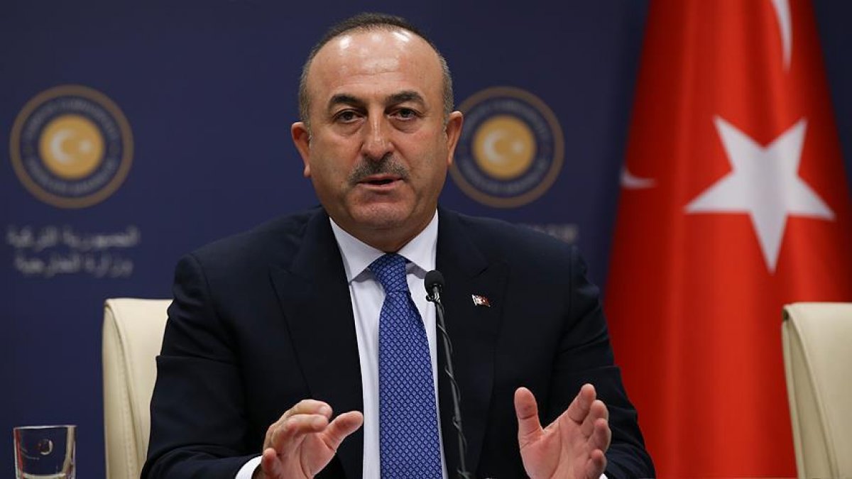 Çavuşoğlu: Rusya ile Ukrayna arasında taraf tutmak zorunda değiliz