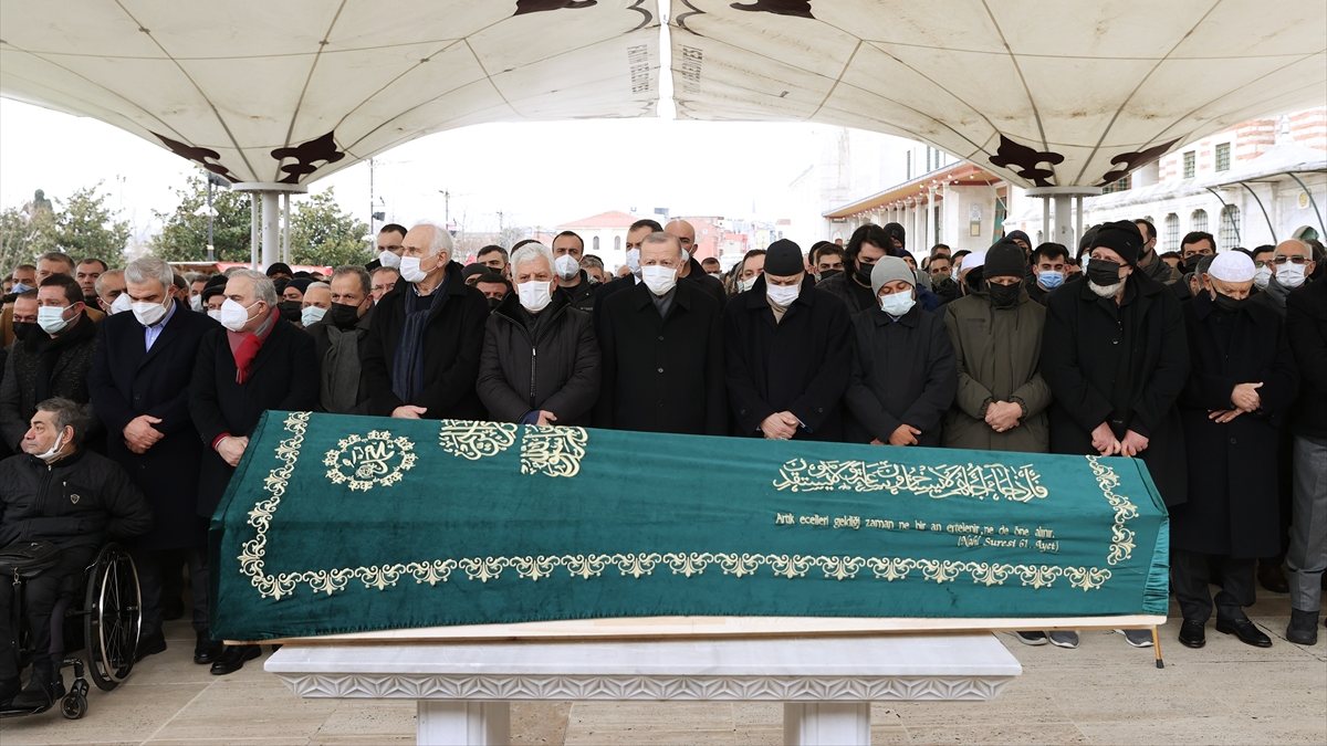 Cumhurbaşkanı Erdoğan, İbrahim Halit Çizmeci’nin cenaze törenine katıldı