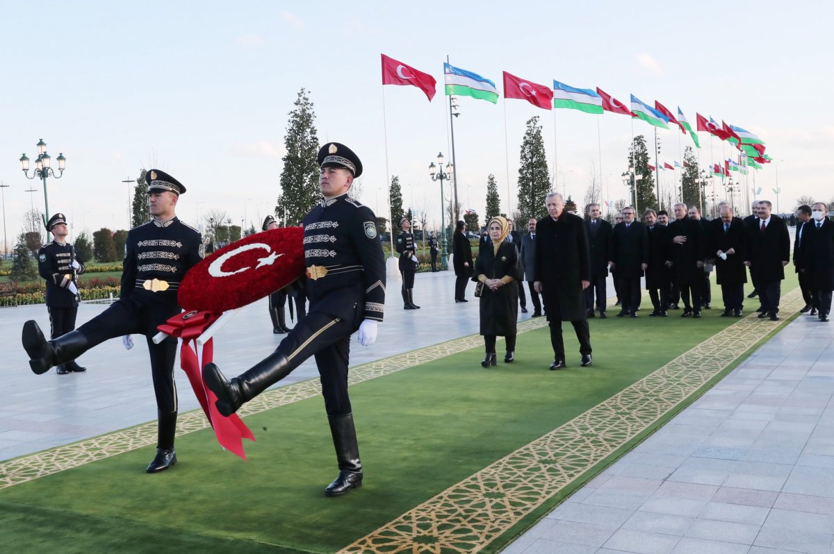 Cumhurbaşkanı Erdoğan Özbekistan'a gitti