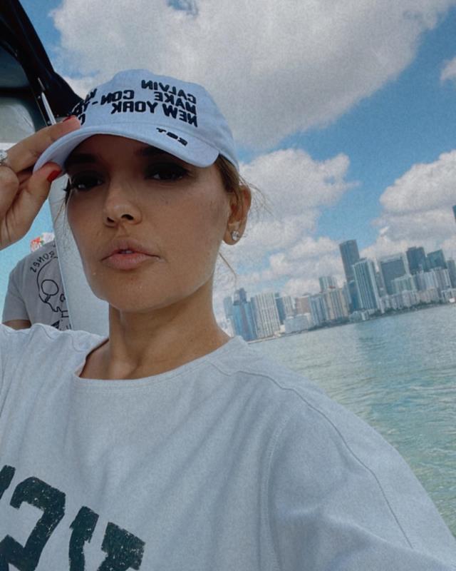 Demet Akalın ABD'nin sağlık sistemine isyan etti