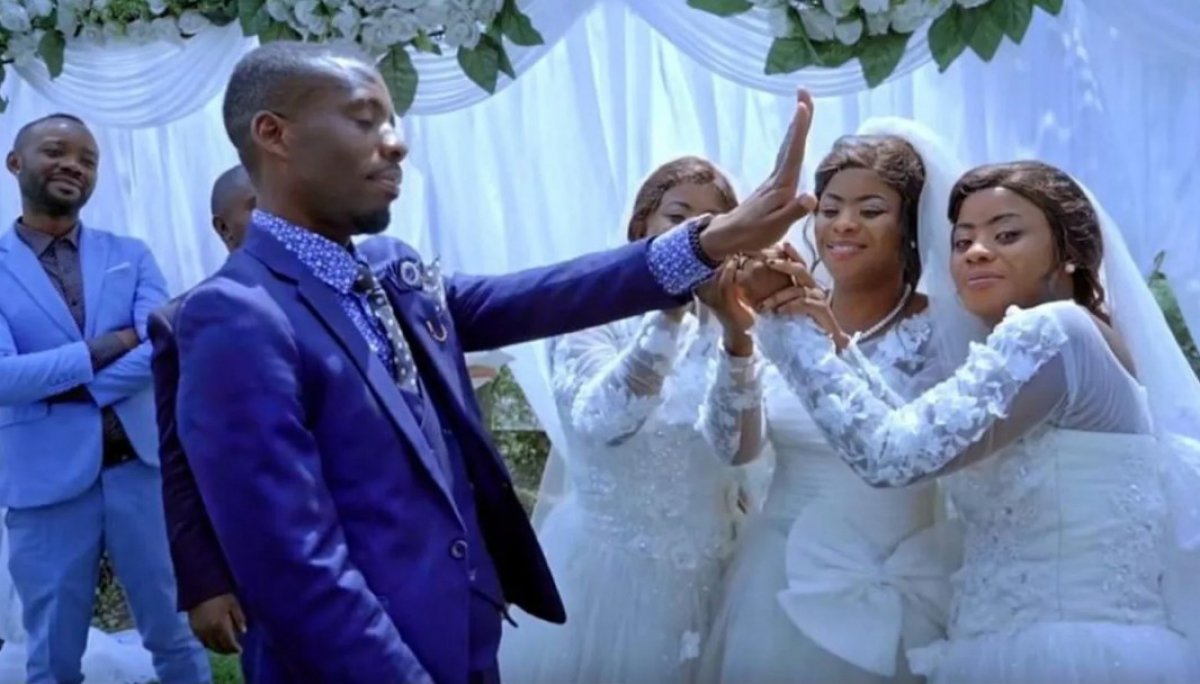 Demokratik Kongo Cumhuriyeti'nde üçüz kız kardeş aynı adamla evlendi