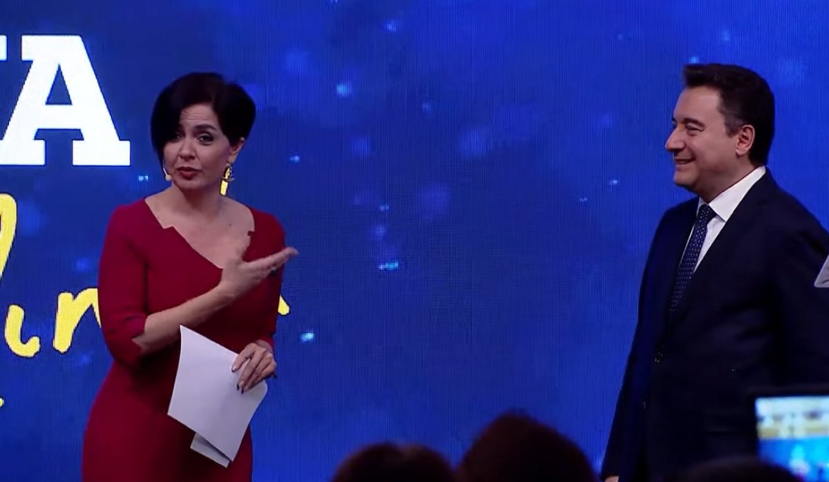 DEVA Partisi'nin programını Özlem Gürses sundu