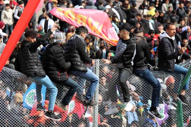 Diyarbakır'da Nevruz kutlamaları