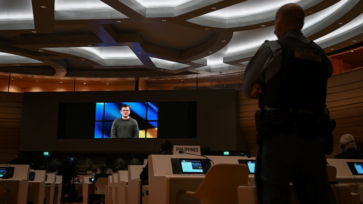 Dmitro Kuleba: Putin’in Ukrayna’yı Suriye’ye çevirmesine izin vermeyin