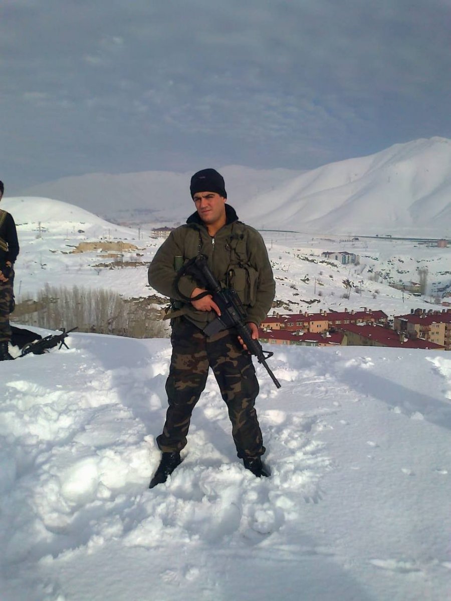 Gözü yaşlı şehit annesi: Şehidimle gurur duyuyorum