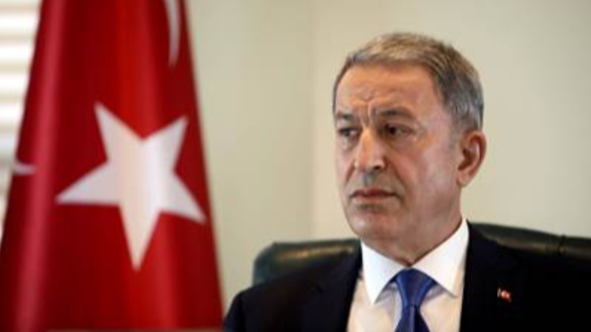 Hulusi Akar, Çanakkale Zaferi'nin 107'nci yıl dönümünü kutladı