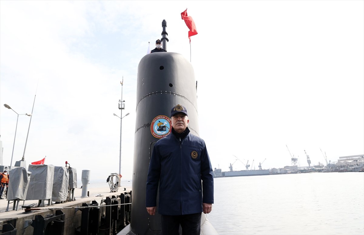 Hulusi Akar milli torpido AKYA ile ilk atışı yaptı