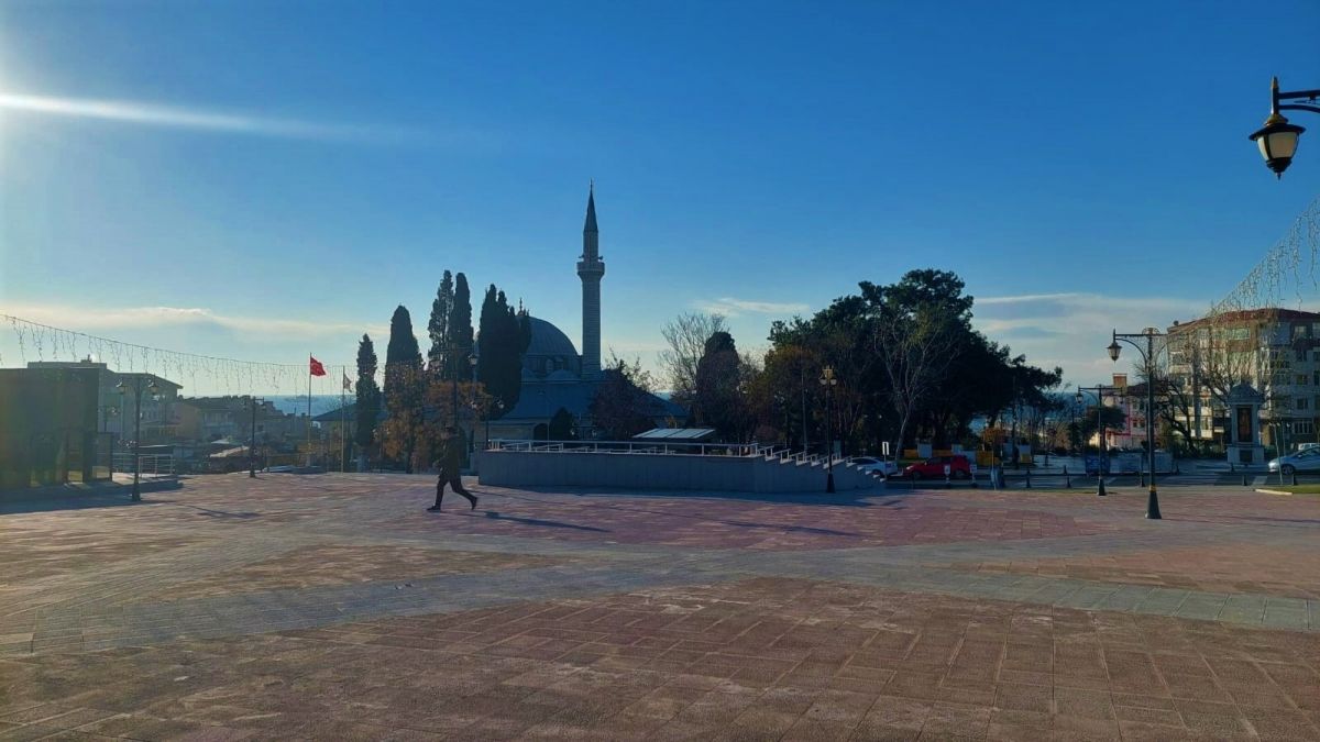 İstanbul ve Tekirdağ'da iki ayrı mevsim