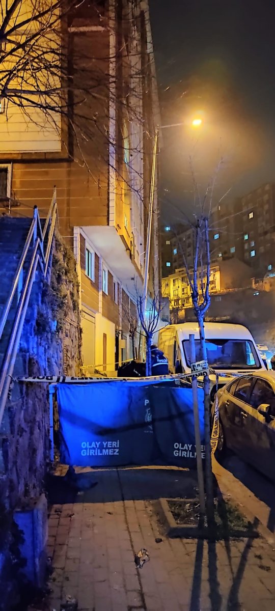 Kağıthane'deki kağıt toplayıcısı şah damarından bıçaklanarak katledildi