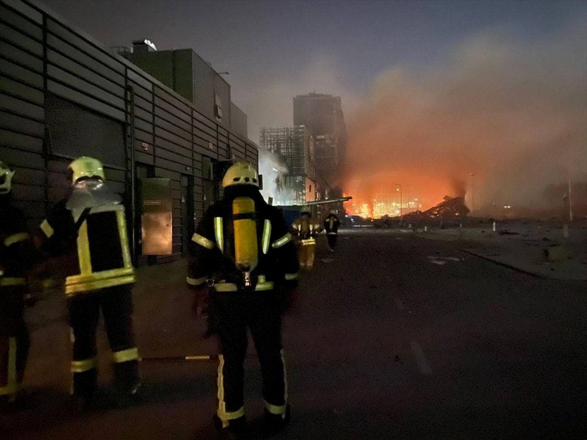Kiev'de AVM'ye saldırı: 4 ölü