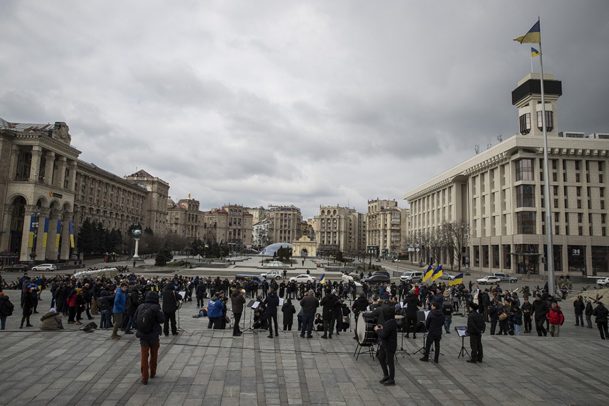 Kuşatma altındaki Kiev'de klasik müzik konseri