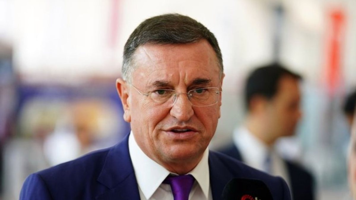 Lütfü Savaş: Hatay'da doğan 4 bebekten 3'ü Suriyeli