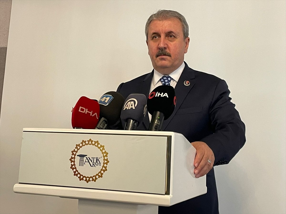 Mustafa Destici: Türkiye gözlerin çevrildiği ülke oldu