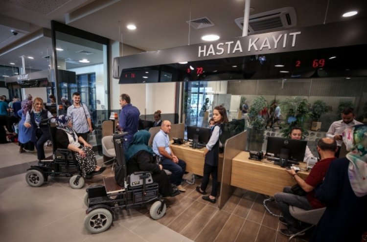 Sağlık çalışanları 'g(ö)revde!' Peki Bursa'da vatandaş ne düşünüyor?