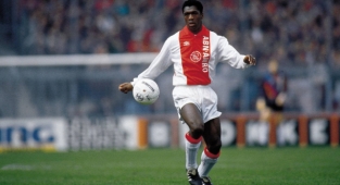 Seedorf müslüman oldu!