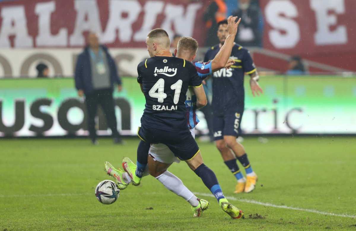 Trabzonspor'un Fenerbahçe maçı kadrosu açıklandı mı?