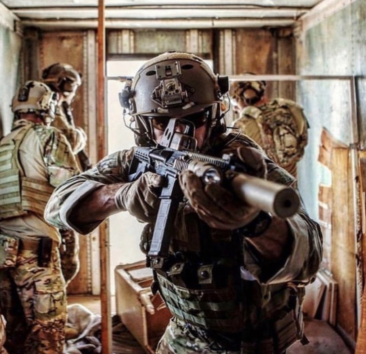 Ukrayna’da savaşmak isteyenlere 2 bin dolar