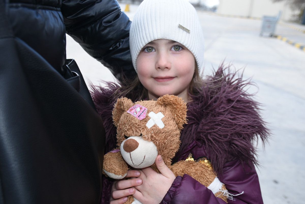 Ukrayna'dan kaçan aile, Bulgaristan'dan Türkiye'ye yürüyerek geldi