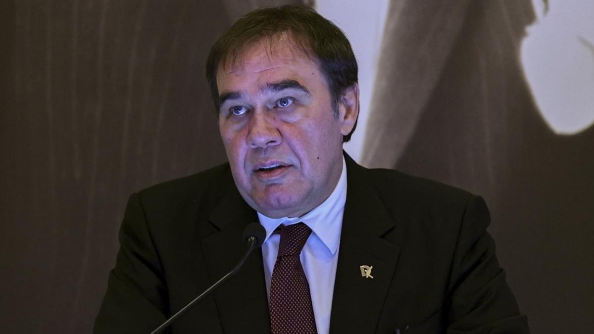 Yıldırım Demirören alacağından vazgeçti