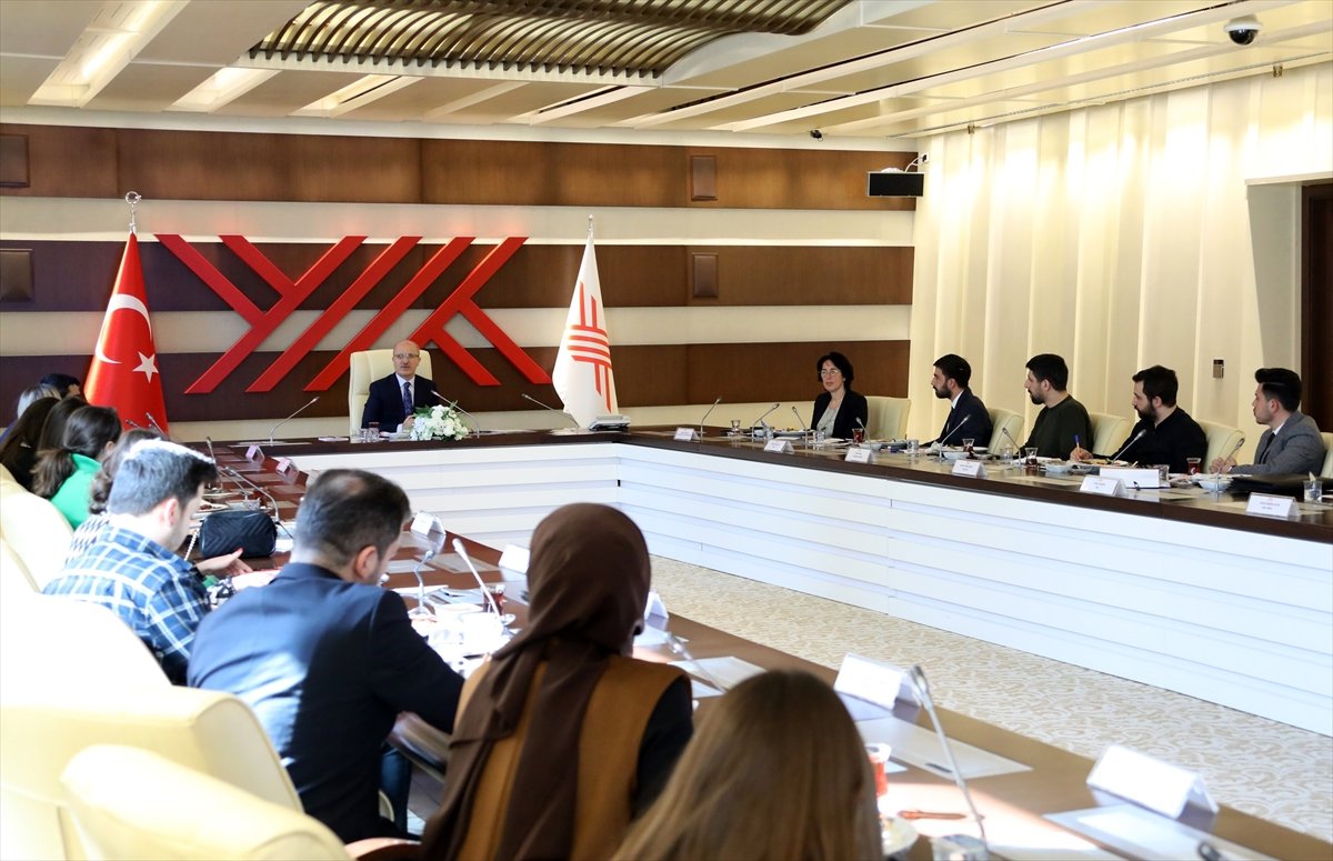 YÖK Başkanı Özvar: Tıp fakültelerinde kontenjanlar yeterli