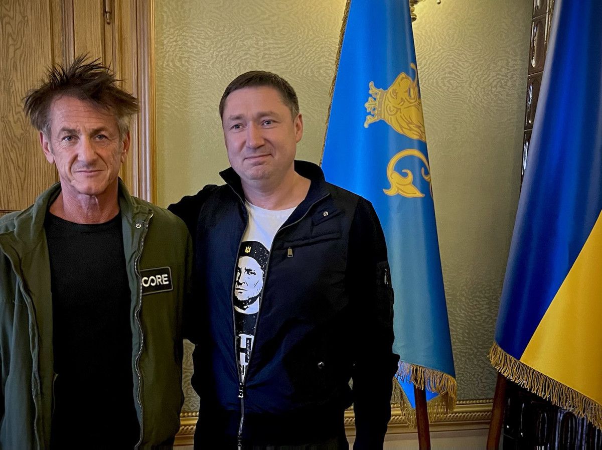 ABD’li yıldız Sean Penn, milyarderleri savaş uçağı almaya davet etti