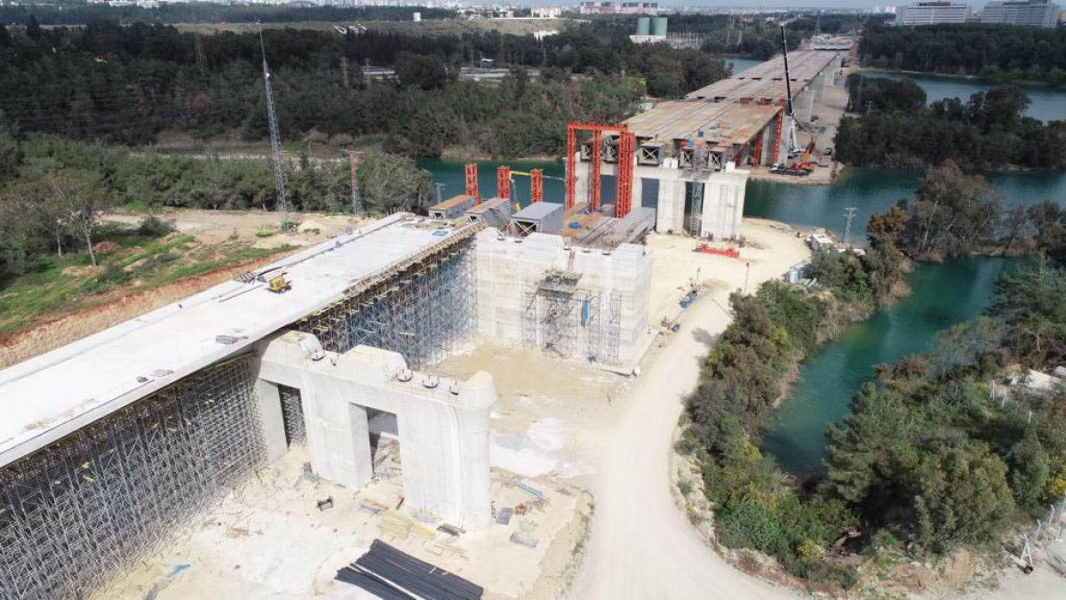 Adana yıl sonuna kadar 15 Temmuz Şehitler Köprüsü'ne kavuşacak