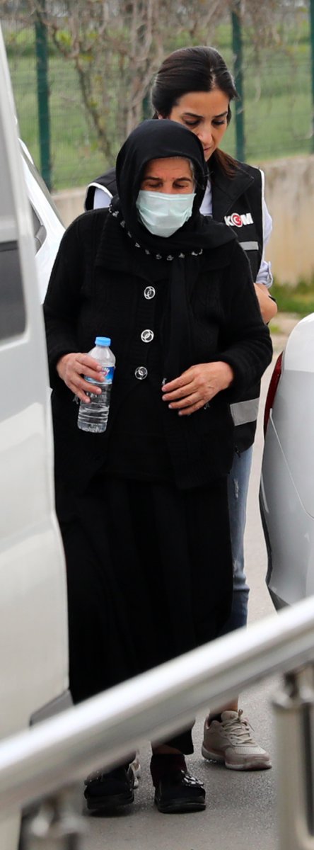 Adana’daki ‘Çakarlar’ çetesinin lideri 73’lük babaanne çıktı