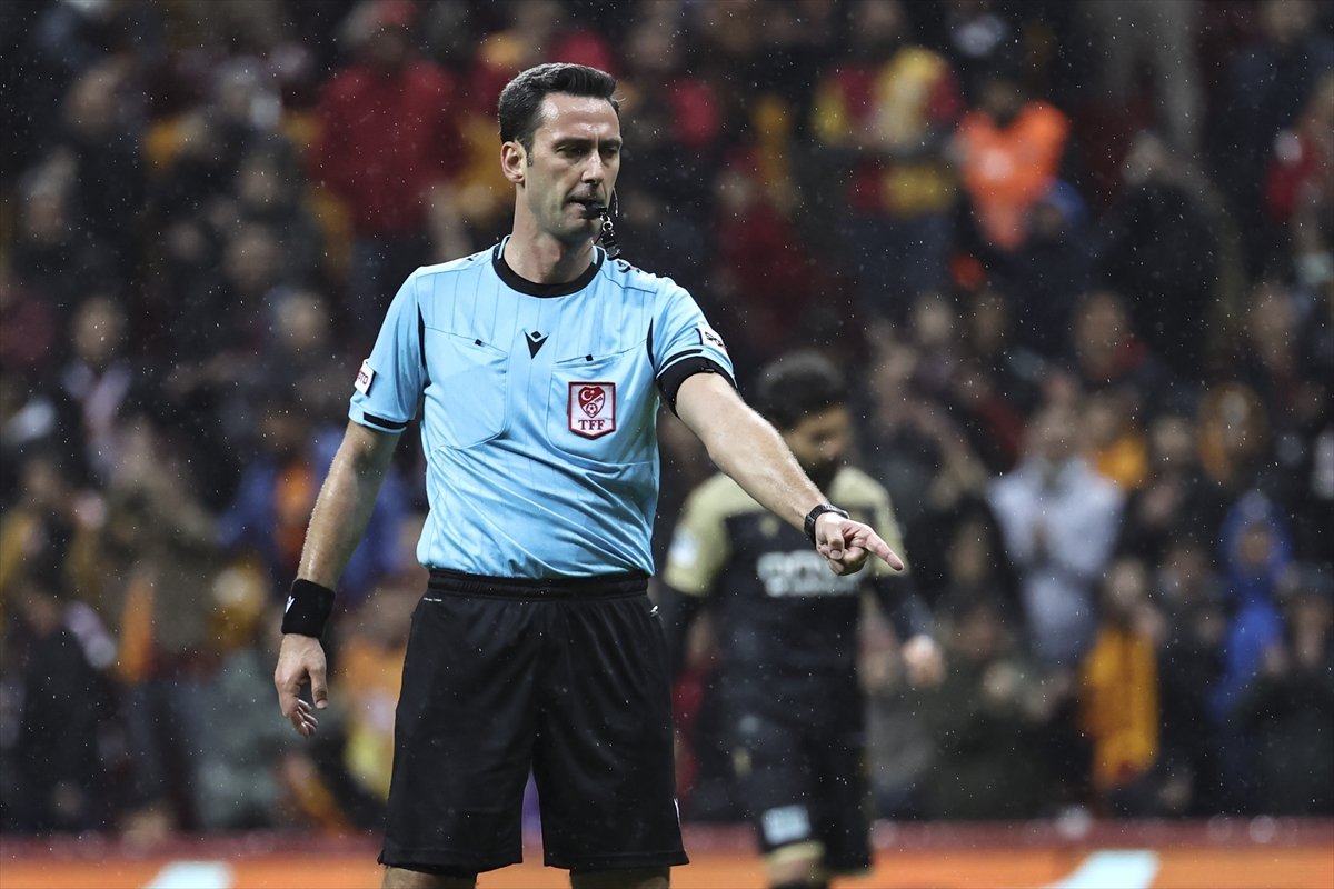 Adil Gevrek: Türk futbolunun ciddi şekilde incelenmesi lazım